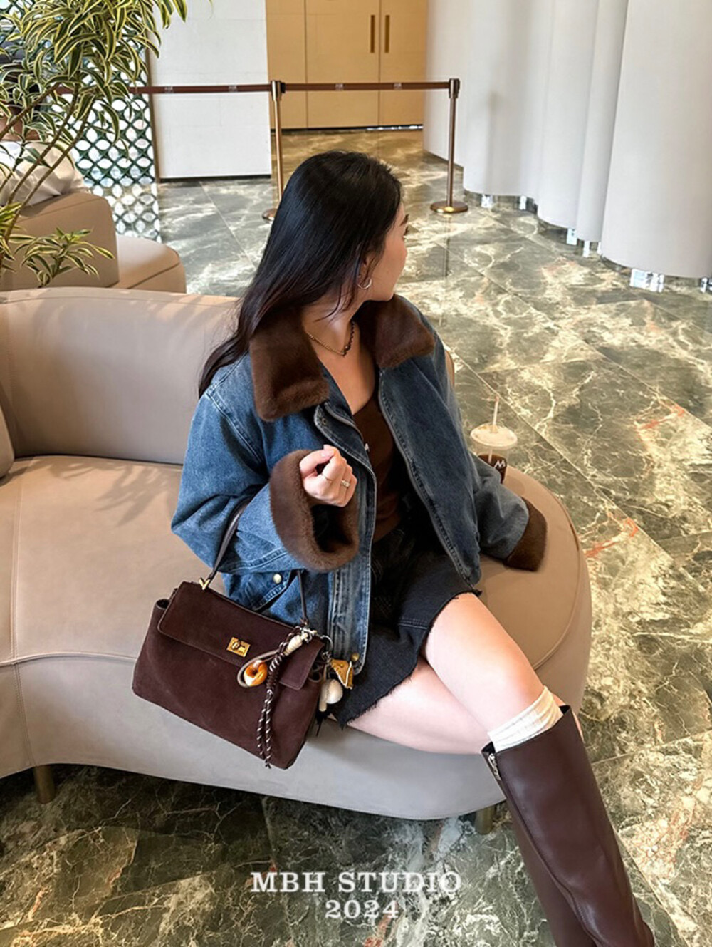 MBH Small Suede Tote Bag with Shoulder Strap Retro Commuter Large Capacity Crossbody Handbag
