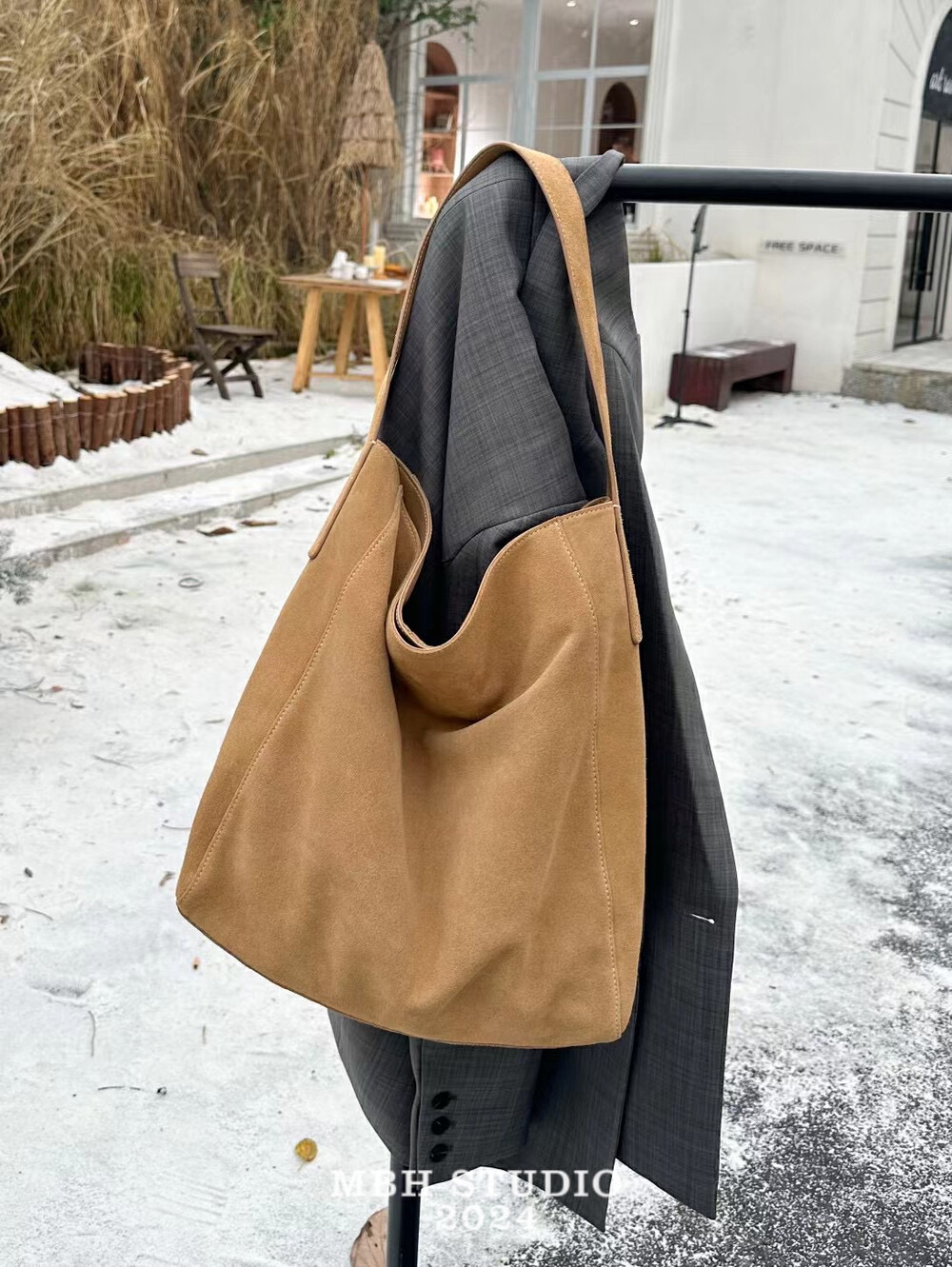 MBH Korean Suede Minimalist Large Tote Shoulder Bag for Fall Winter - Image 4