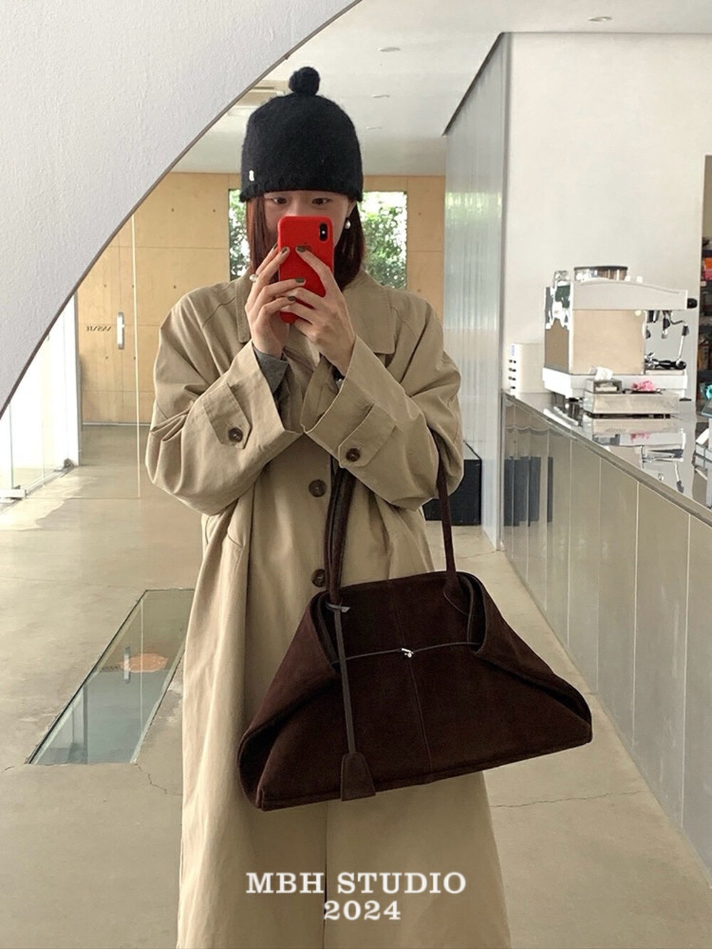 MBH Top Grain Leather Tote Bag Autumn Winter Suede Commuter Large Capacity Shoulder Bag with Charm - Image 3
