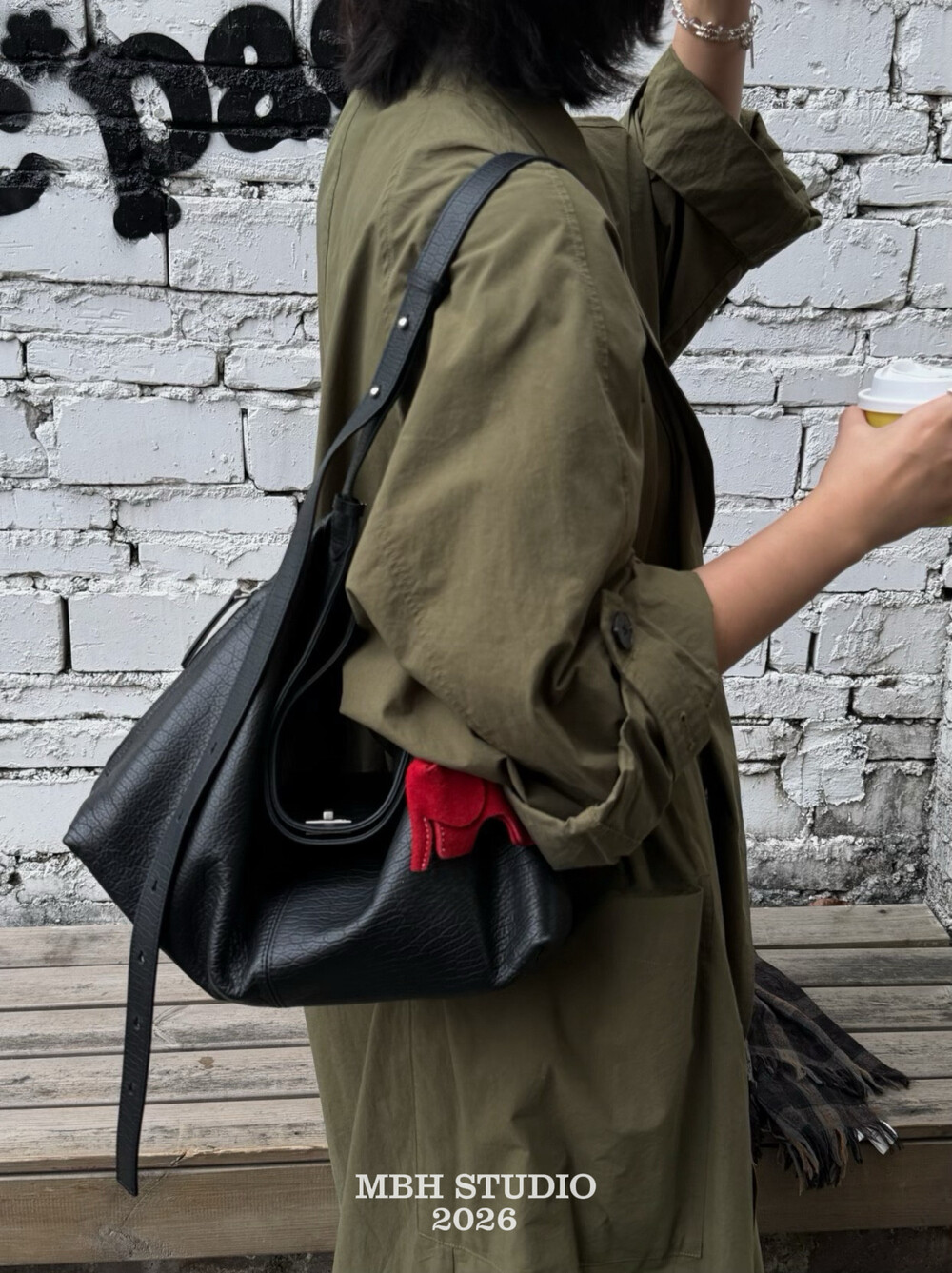 MBH Elephant Grain Leather Large Capacity Hobo Bag with Snap Closure Relaxed Slouchy Shoulder Bag